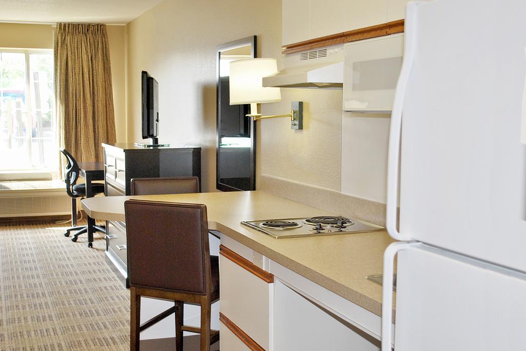 Auburn Hills Extended Stay Inn Zewnętrze zdjęcie