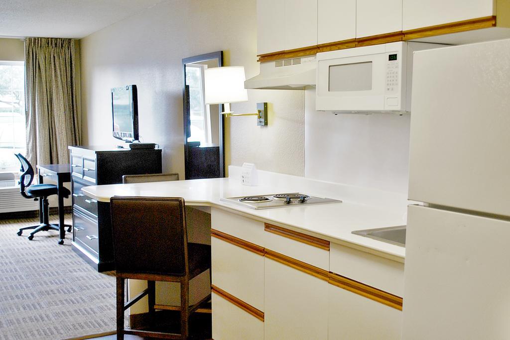 Auburn Hills Extended Stay Inn Zewnętrze zdjęcie